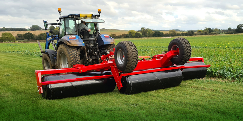 HE-VA hydraulic-folding water-ballastable Grass Roller 