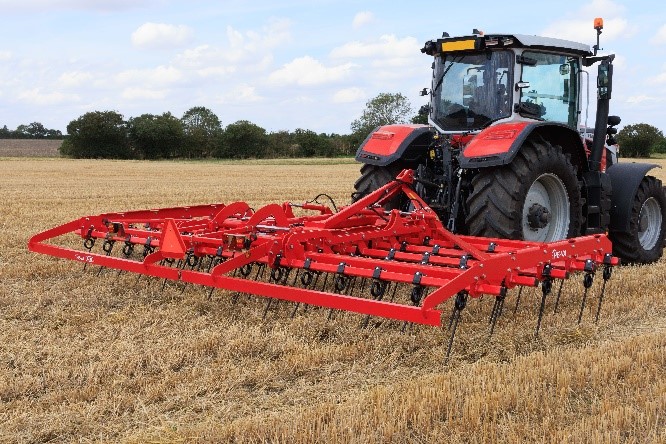 HE-VA Top Strigle Straw Harrow mounted to a Massey Ferguson tractor