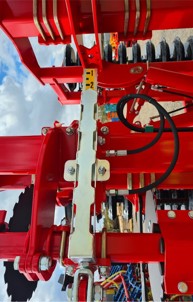 Stealth low disturbance subsoiler disc depth markers