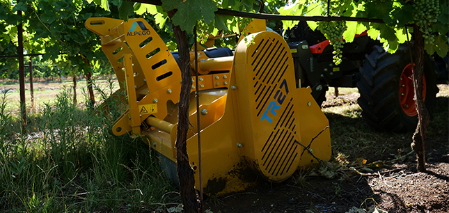 Alpego TR27F Flail Mower in vineyard