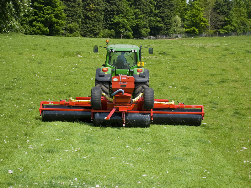 HE-VA Grass Roller mounted with Air Seeder